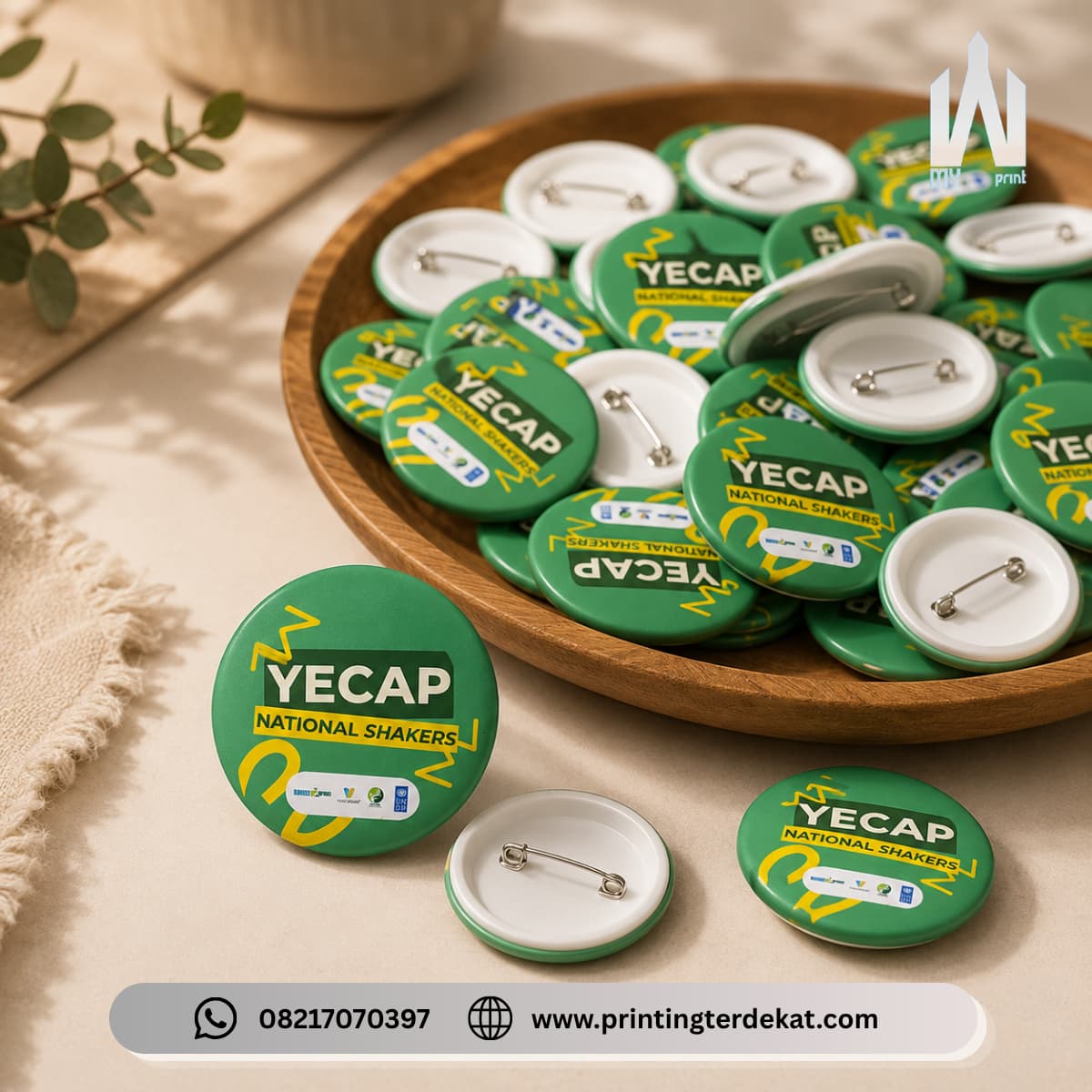 Cetak pin custom full color berkualitas di My Print Express